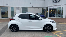 Toyota Yaris 1.5 Hybrid Design 5dr CVT Hybrid Hatchback